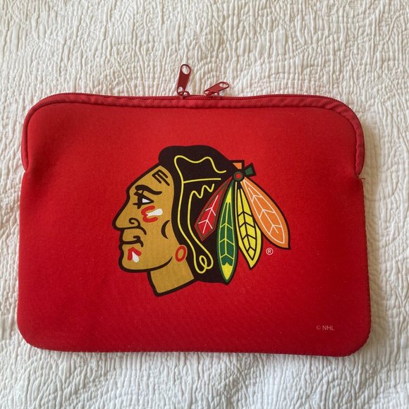 Chicago Blackhawks Team Sports Bag/Tablet Cover - Picture 3 of 3